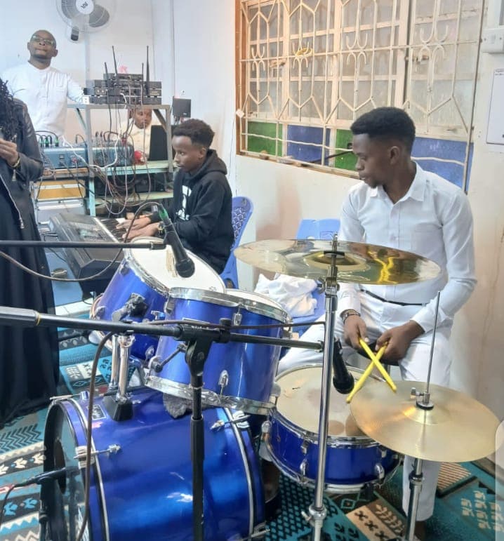 Praise and Worship Ministry